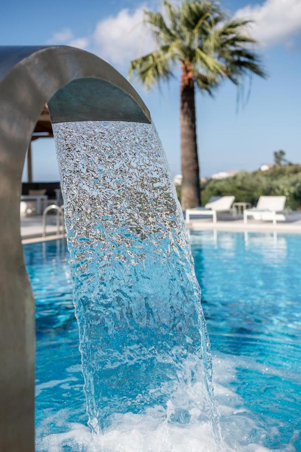 Villa Life Agia Marina Esterno foto