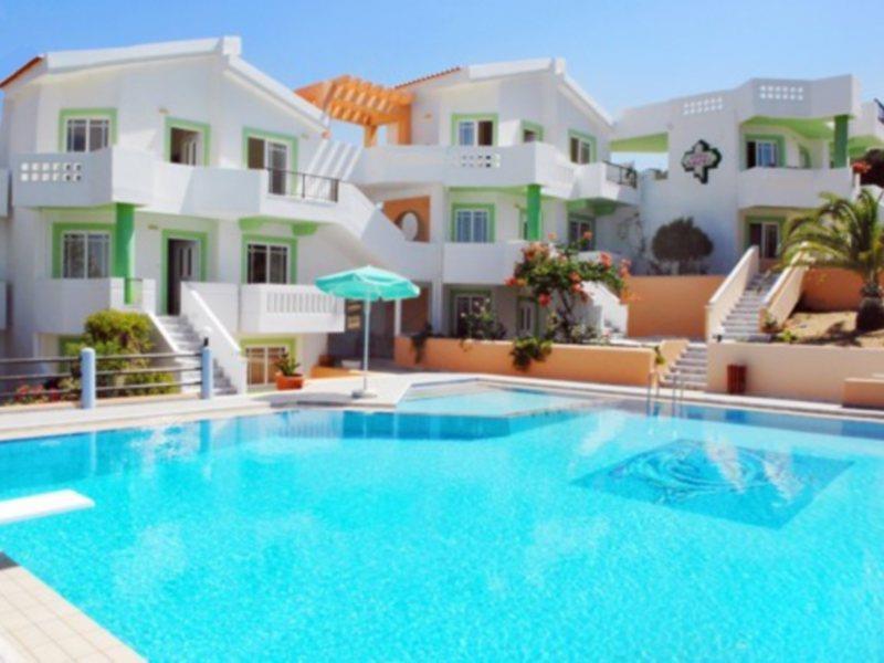 Villa Life Agia Marina Esterno foto