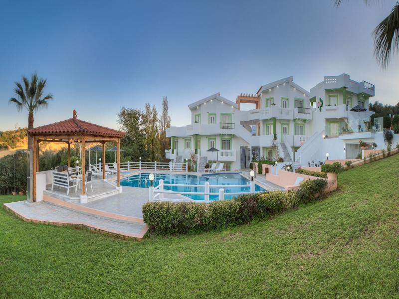 Villa Life Agia Marina Esterno foto