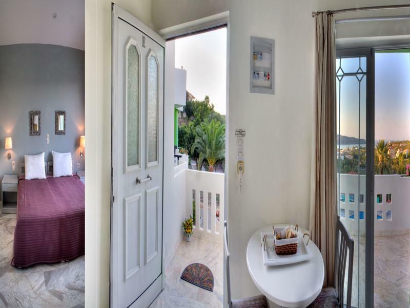 Villa Life Agia Marina Esterno foto
